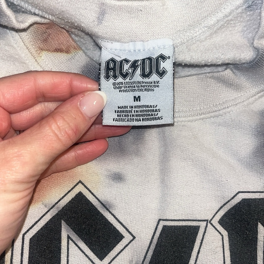 AC/DC sweater - Picture 2 of 3